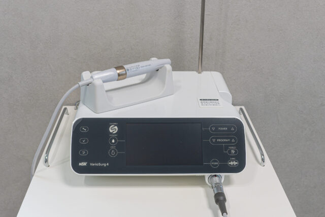 超音波ボーンサージェリーシステム